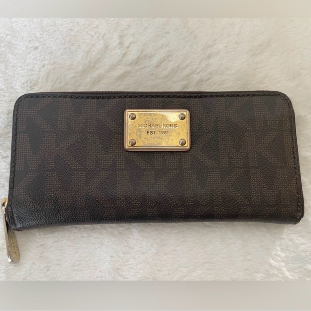 Michael Kors Dark Brown Wallet